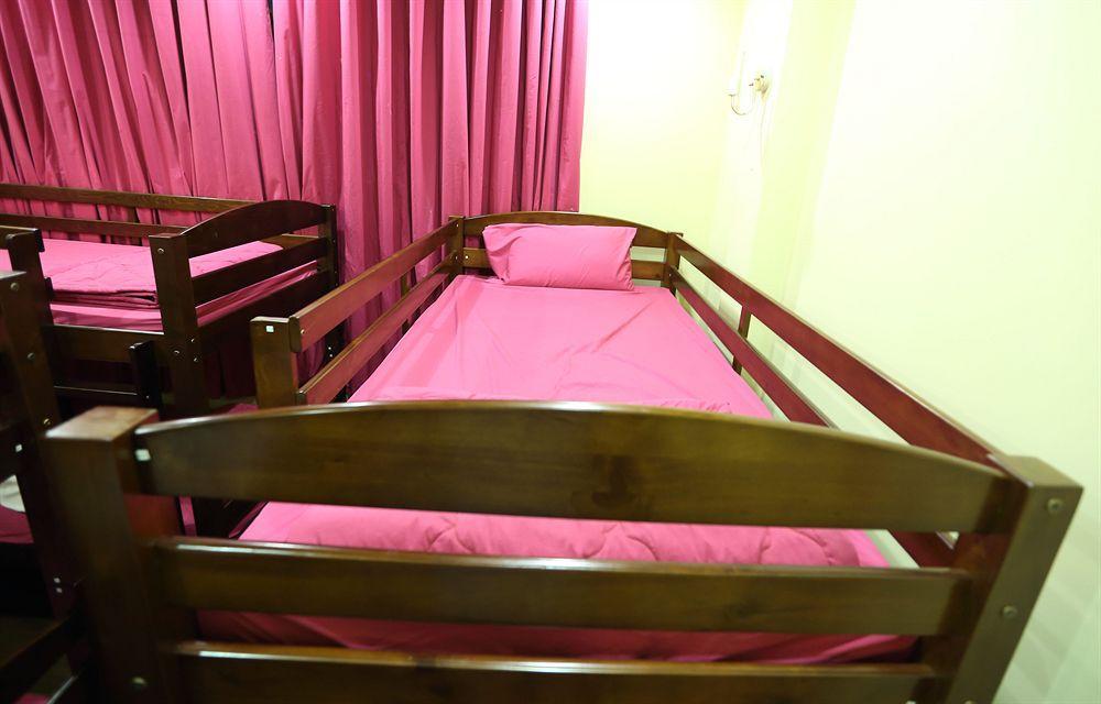 Wanderlust Saigon Hostel & Rooftop Bar مدينة هوشي منه المظهر الخارجي الصورة