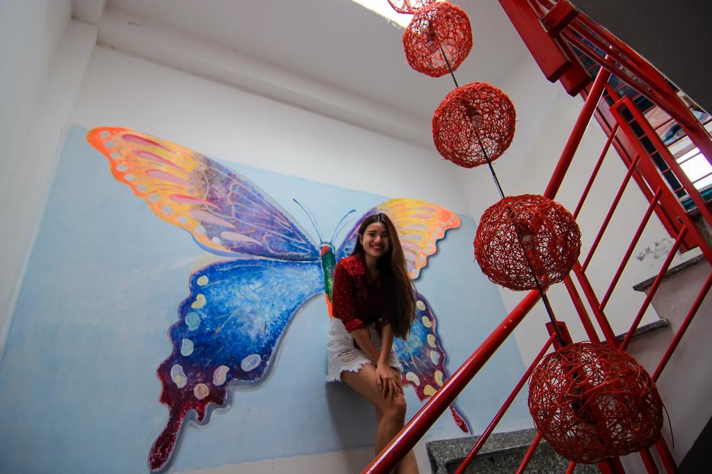 Wanderlust Saigon Hostel & Rooftop Bar مدينة هوشي منه المظهر الخارجي الصورة