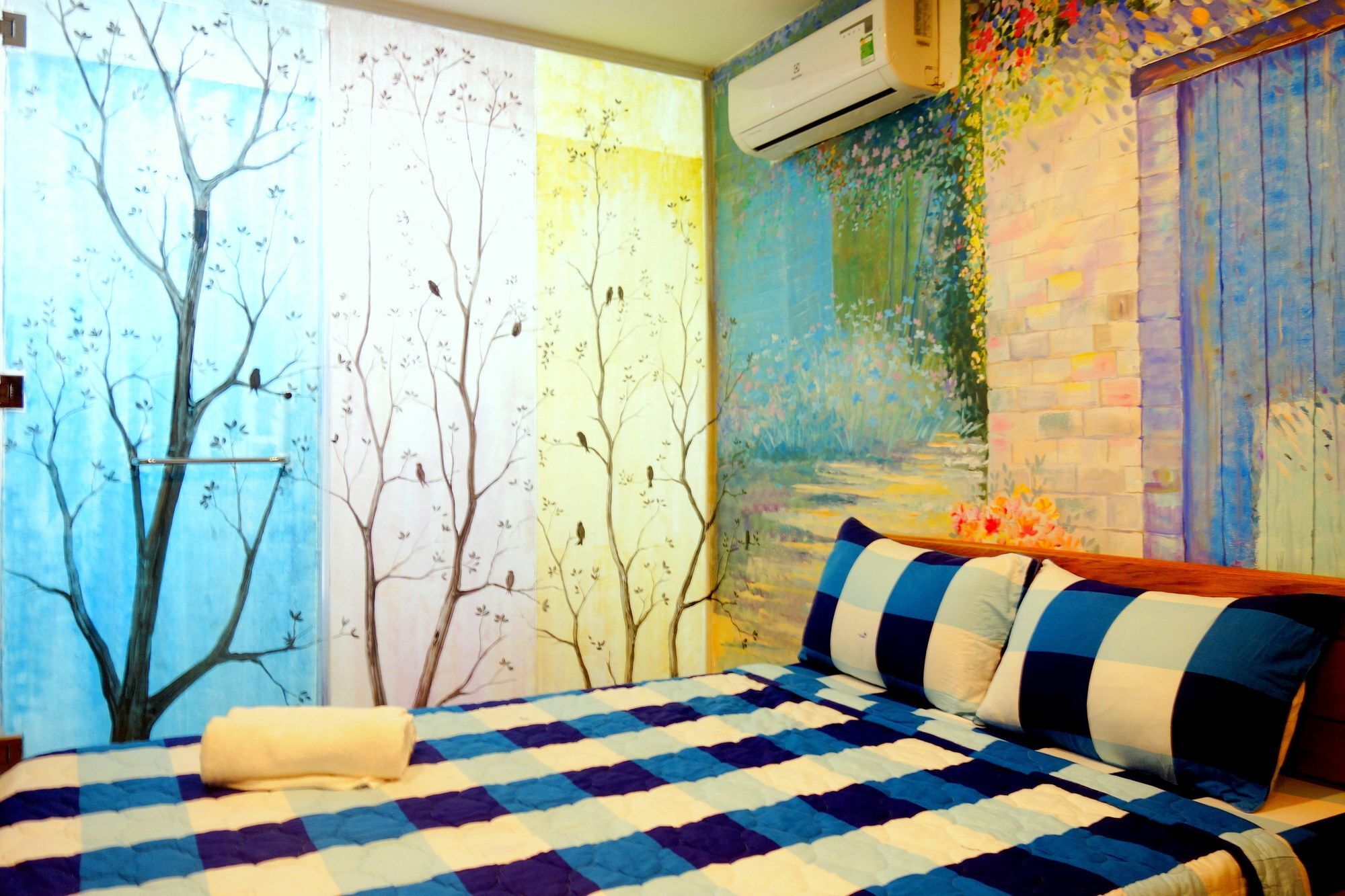 Wanderlust Saigon Hostel & Rooftop Bar مدينة هوشي منه المظهر الخارجي الصورة